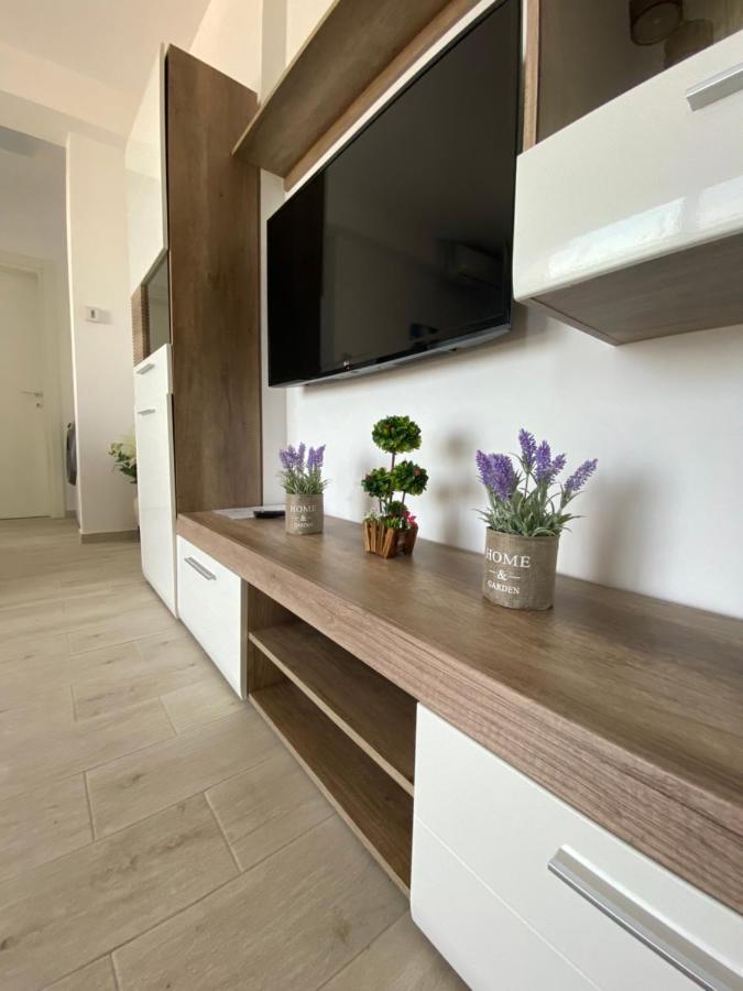 Andi Residence Năvodari Exteriör bild